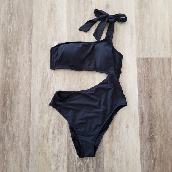 NWT Shade & Shore Black One Shoulder Bow Cut Out One Piece Swimsuit Size Large - Picture 2 of 10